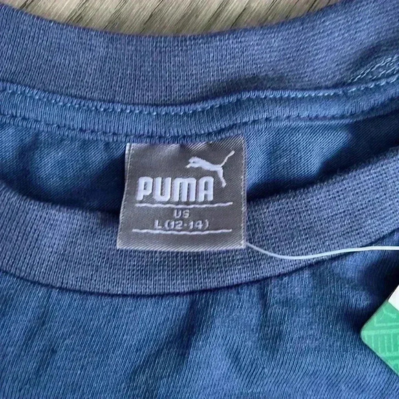 🌸4/$30🌸✨🆕puma🆕✨ |  Blue Puma t-shirt - Picture 4 of 8